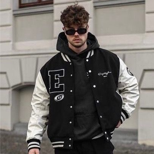 STREETWEAR FASHION – THE CULTURE, THE EVOLUTION, AND WHY IT STILL RULES THE WORLD